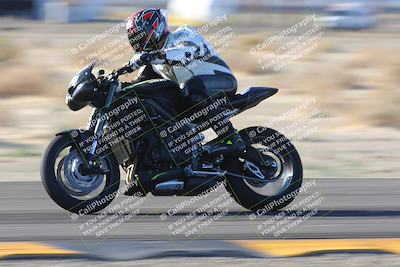 media/Jan-19-2023-Racers Edge (Thu) [[69d0b4dc55]]/B Group/Session 5 (Turn 3 Exit Pans)/